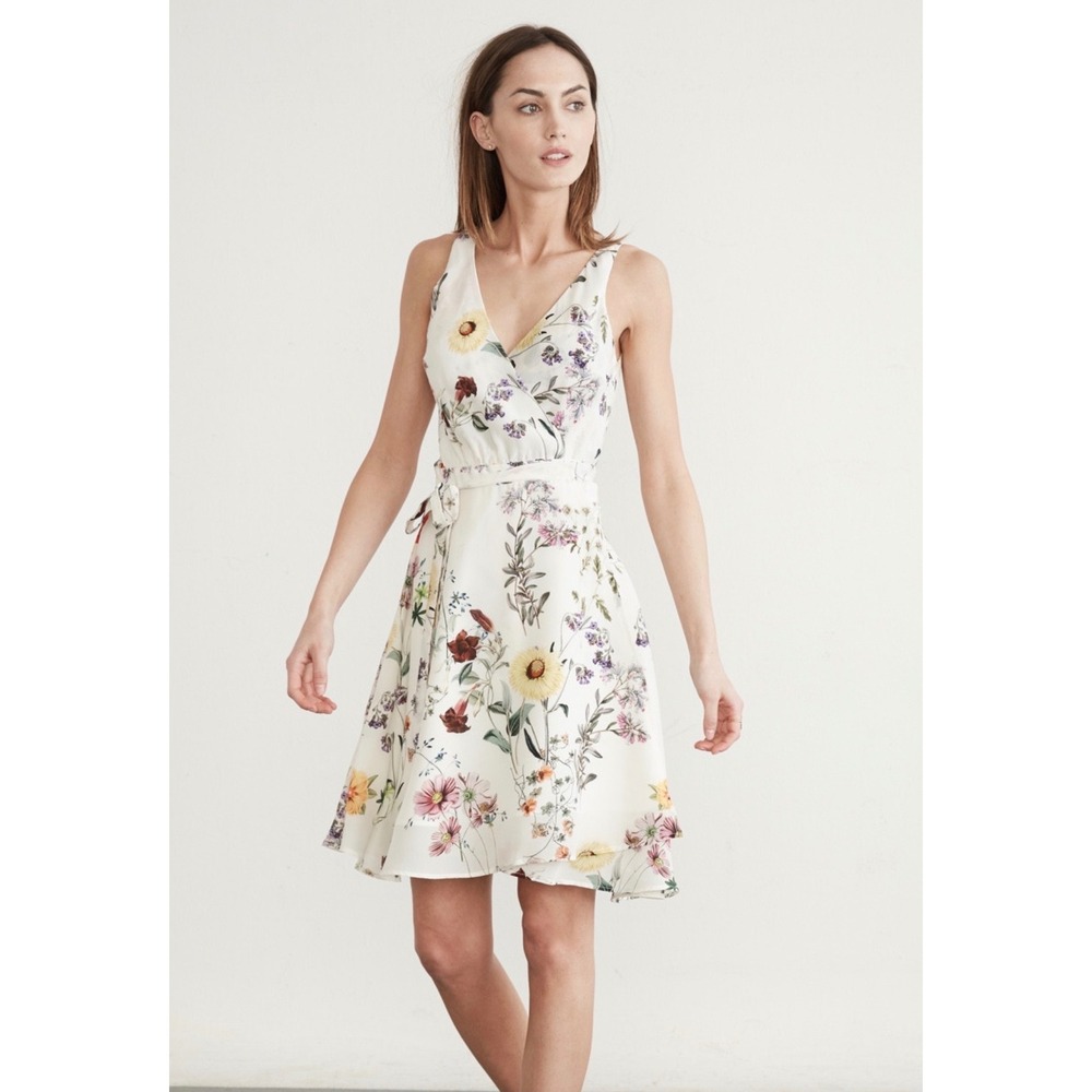 Amour Vert Brandy Silk Wrap Dress XS Ivory Garden Floral Botanical Cottagecore